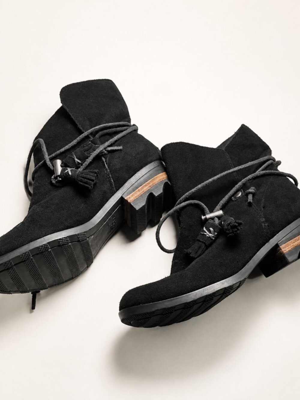 Sorel Farrah Black Suede Ankle Boots Size 6